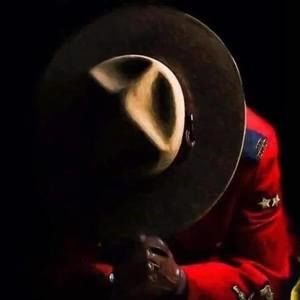 Meet your Posher, Laceey